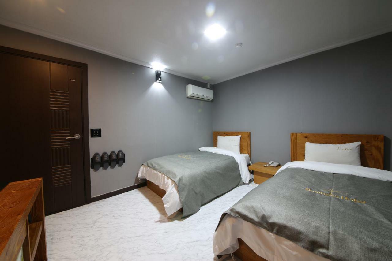 Gung Hotel Jeonju Eksteriør billede