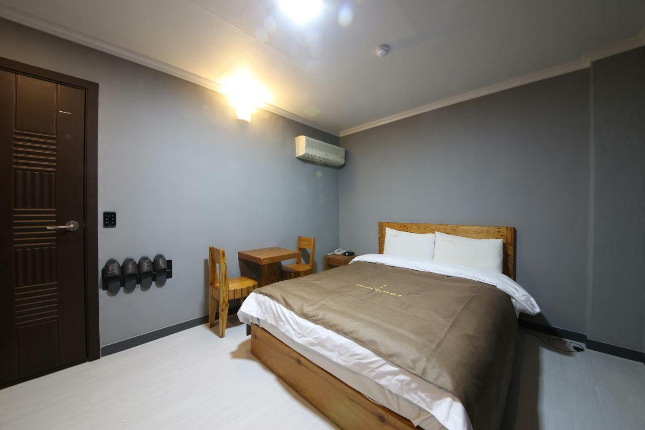 Gung Hotel Jeonju Eksteriør billede
