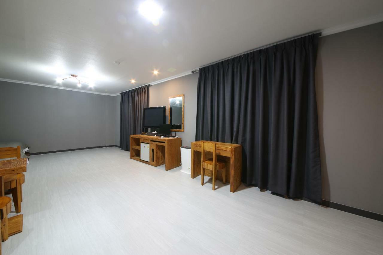 Gung Hotel Jeonju Eksteriør billede